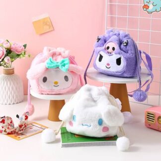 Bolsita Sanrio pompones