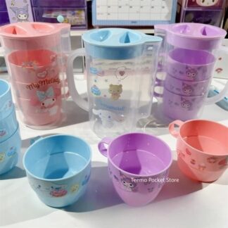 Jarra con tazas SANRIO
