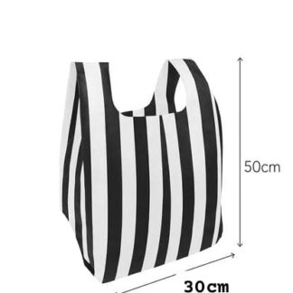 Bolsa de caramelo mide 50x30 cm $3 la pieza