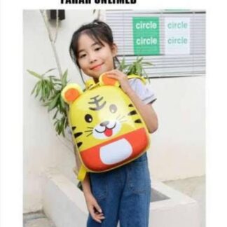 Mochila 3D (CUADRADA) Leon, Puerquito, Jirafa $95