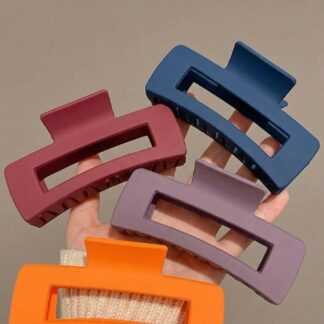 Pinza de plástico colores $10pz $100dcn